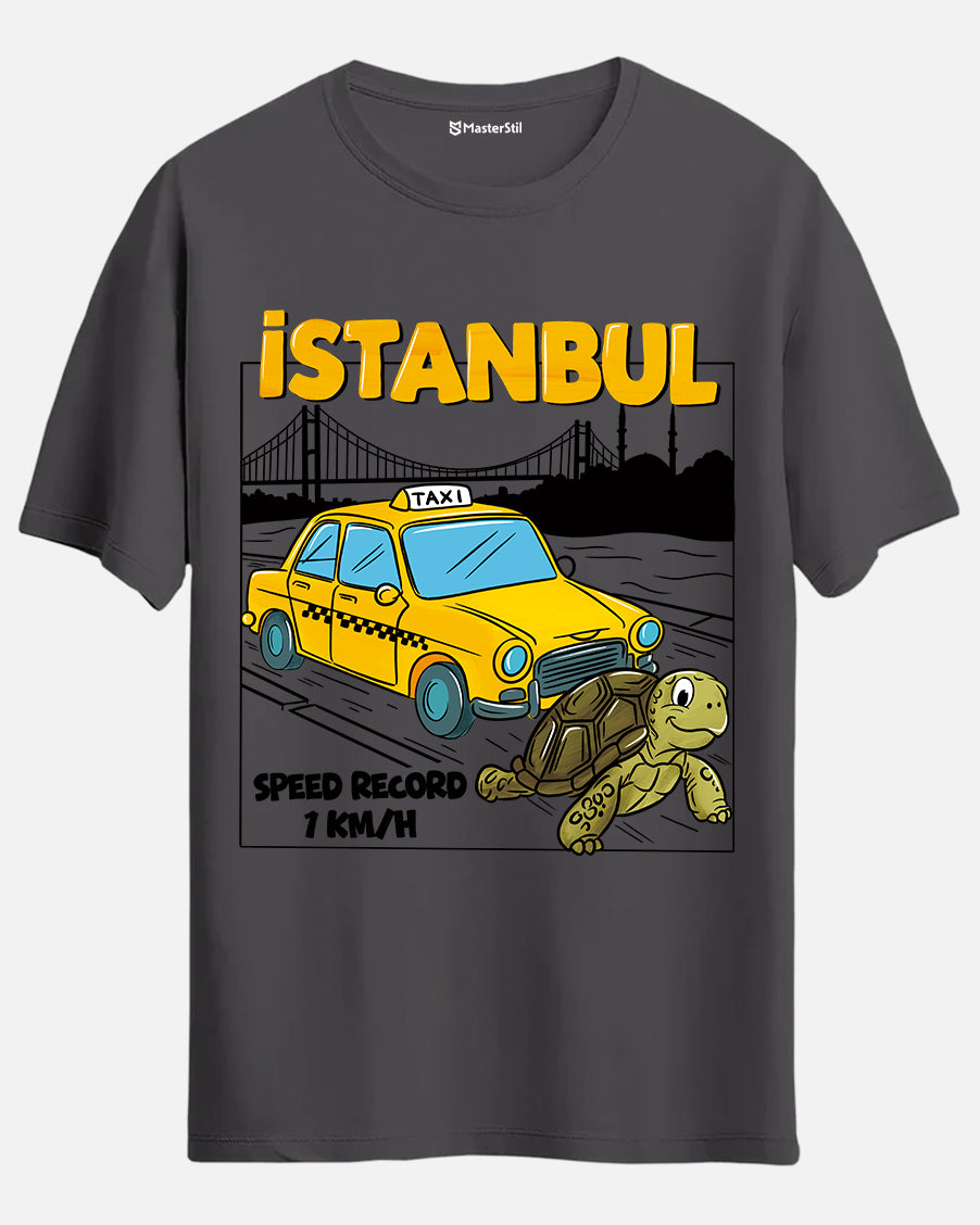 Istanbul Humor T-Shirt - Turtle Challenging the Taxi
