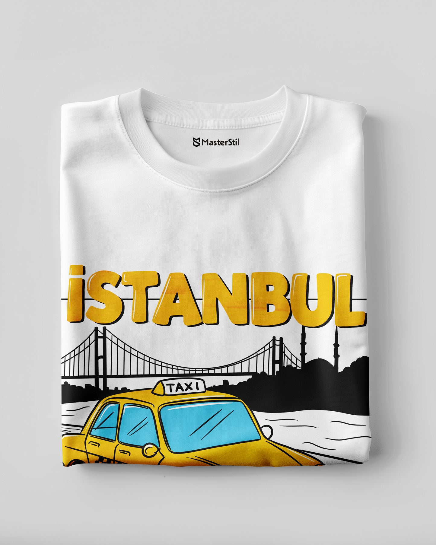 Istanbul Humor T-Shirt - Turtle Challenging the Taxi
