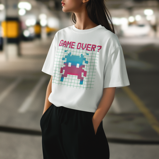 GAME OVER? – 8-Bit Retro Uzaylı Glitch Tişört Oversize Unisex - 90’lar Video Game Stili
