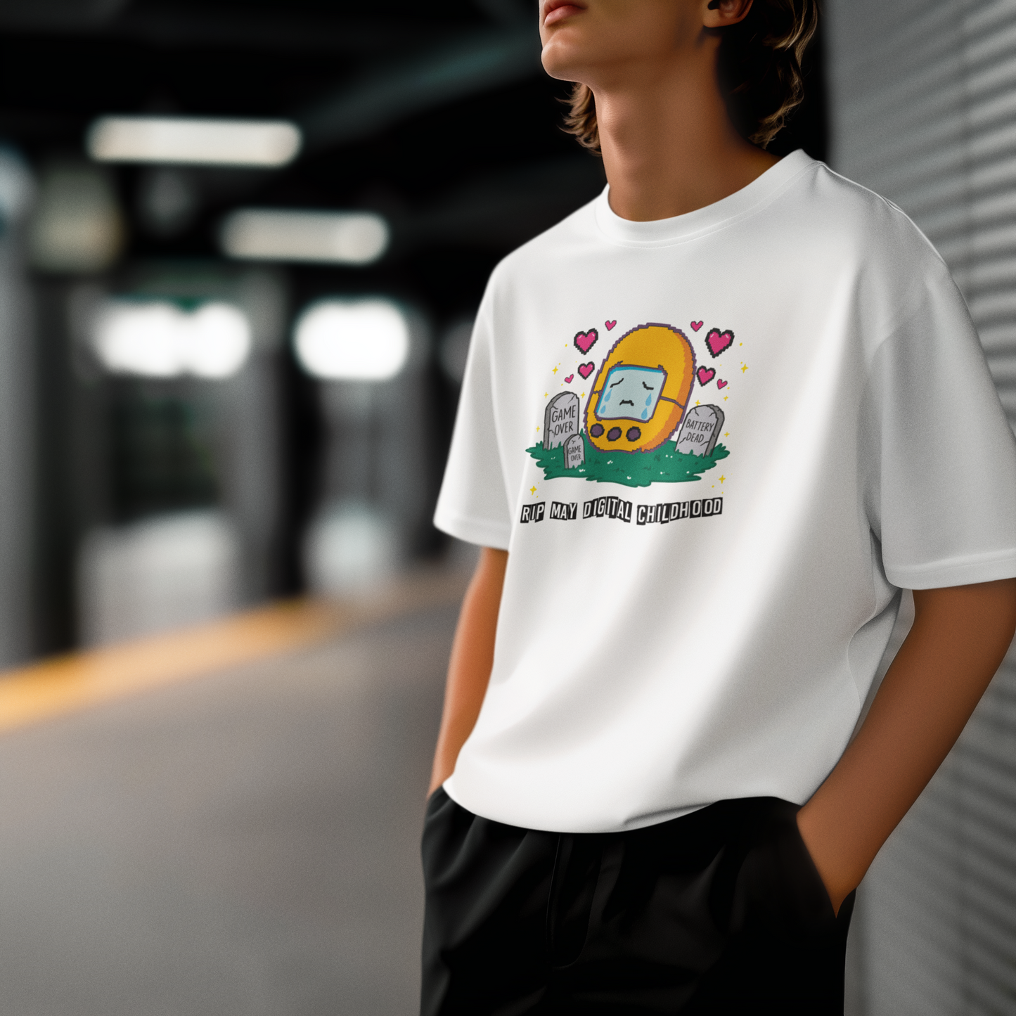 Pixel Goodbye – Humorous PopArt T-Shirt in Memory of a Digital Pet | Oversized Unisex Retro Farewell Design