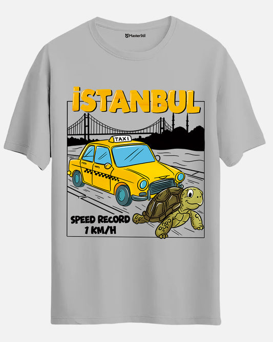 Istanbul Humor T-Shirt - Turtle Challenging the Taxi