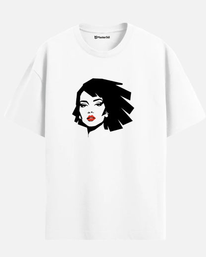 Crimson Whisper – Mysterious Woman PopArt Oversize T-Shirt | Retro Minimal Style