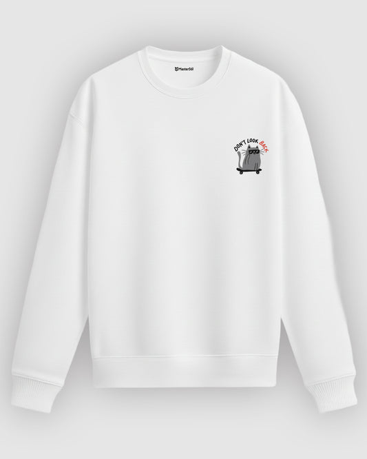 Geriye Bakma – Kaykaylı Kedi Baskılı Sweatshirt