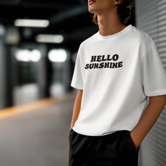 Hello Sunshine – Retro Renkli Güneş Enerjili PopArt Tişört Oversize | Pozitif Unisex Tasarım