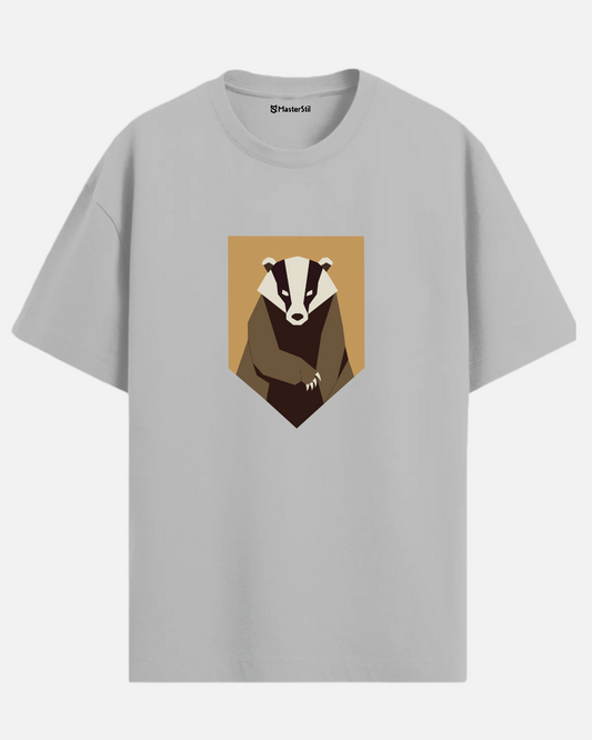 Mystic Badger – Sadakat ve Gücün Sembolü - Unisex Oversize Tişört