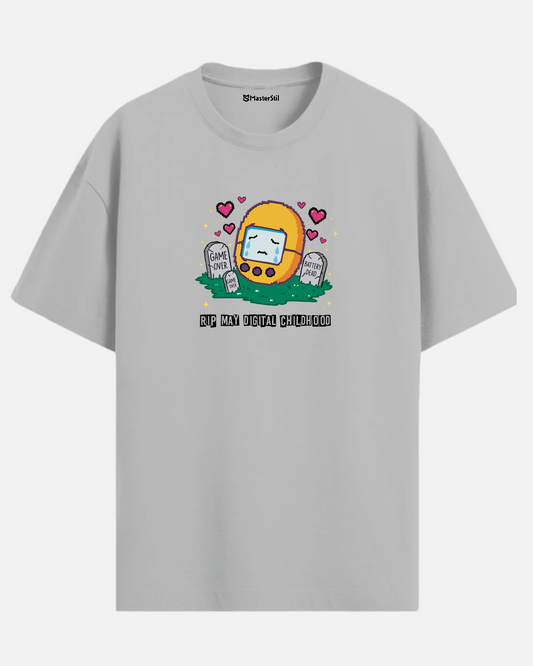 Pixel Goodbye – Humorous PopArt T-Shirt in Memory of a Digital Pet | Oversized Unisex Retro Farewell Design