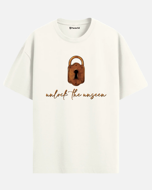 Unlock the Unseen - Oversize T-Shirt