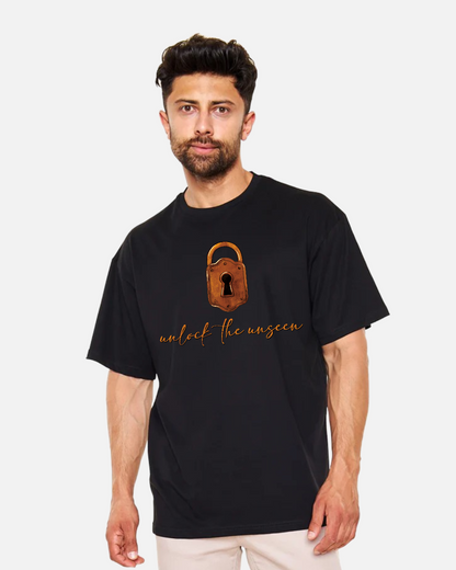 Unlock the Unseen - Oversize T-Shirt
